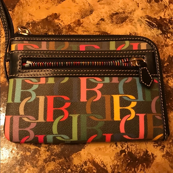 Dooney & Bourke Handbags - Authentic Dooney & Bourke  wristlet
